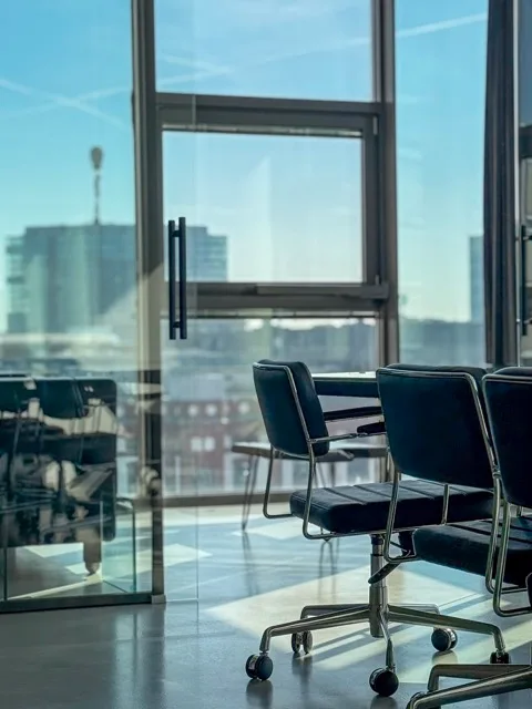 Office view overlooking Düsseldorf skyline